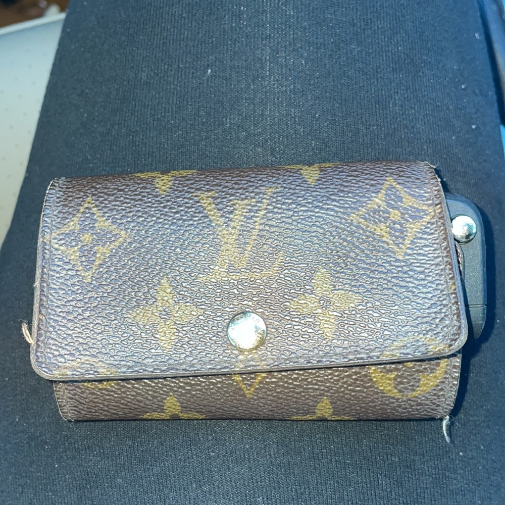 Louis Vuitton key holder